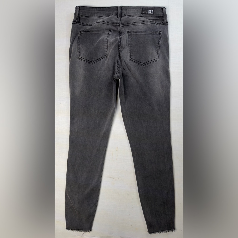 Kut from the Kloth distresses grey Connie Fab Ankle Skinny jeans Women’s Size 8 - Picture 9 of 10